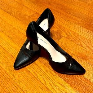 New Tahari Black. High Heels. Size 5.5